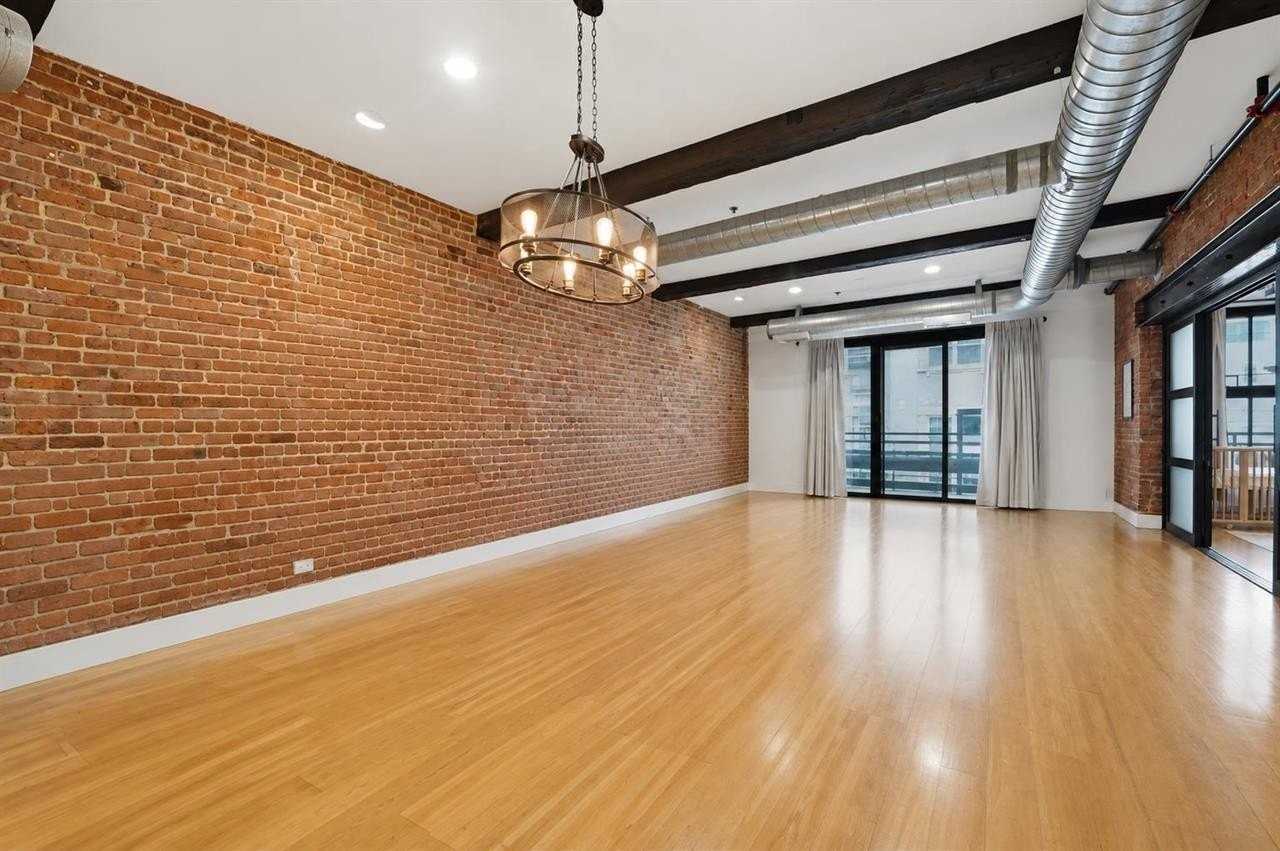 610 Clinton St #2AW - Photo 4 of 25