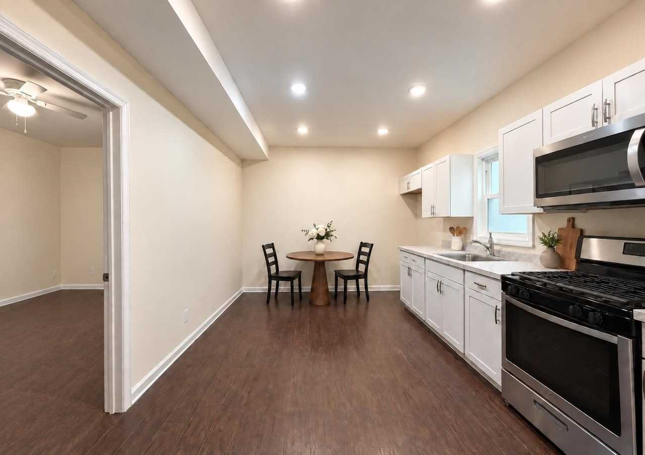 878 Broadway #4 - Photo 7 of 12