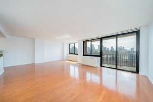 700 Grove St #6G - Photo 1 of 1