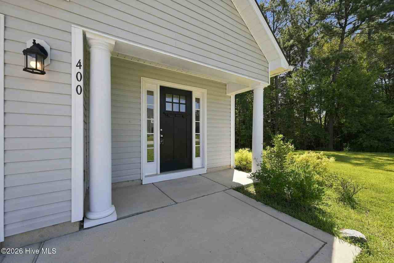 400 Amethyst Ct - Photo 2 of 23