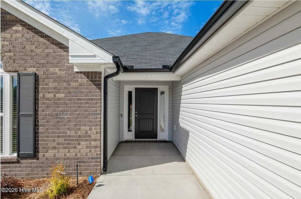 8922 Snelling Dr - Photo 2 of 24