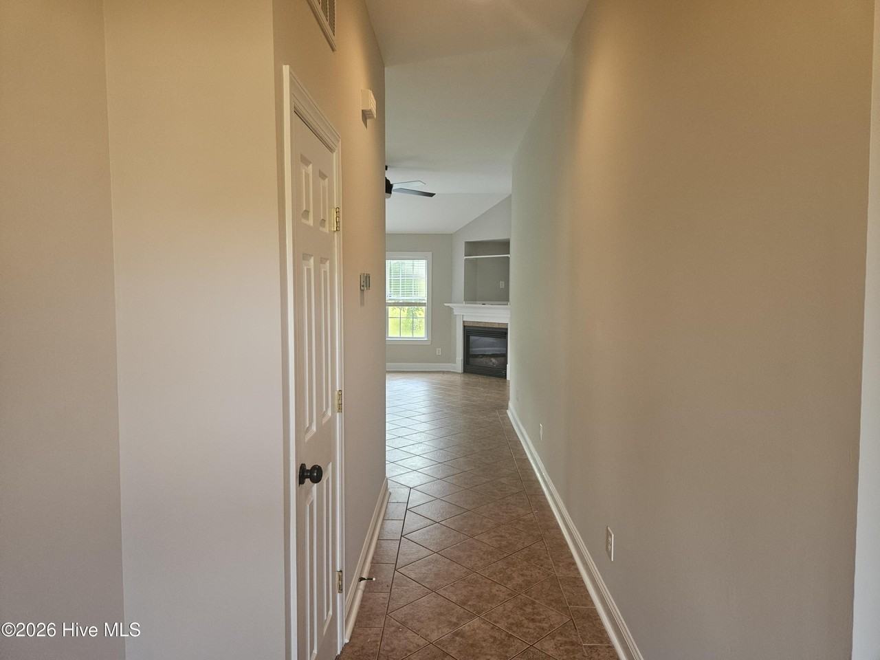 502 Castle Bay Dr #D - Photo 3 of 24