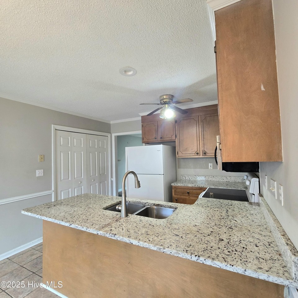 3830 Sterling Pointe Dr #P7 - Photo 2 of 18