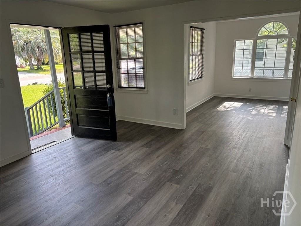 30 Pine Valley Rd - Photo 4 of 28