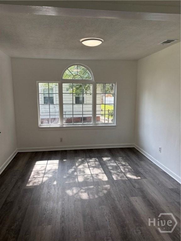 30 Pine Valley Rd - Photo 7 of 28