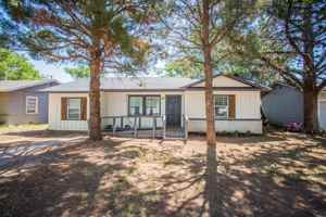featured image of 4629 Elgin Ave