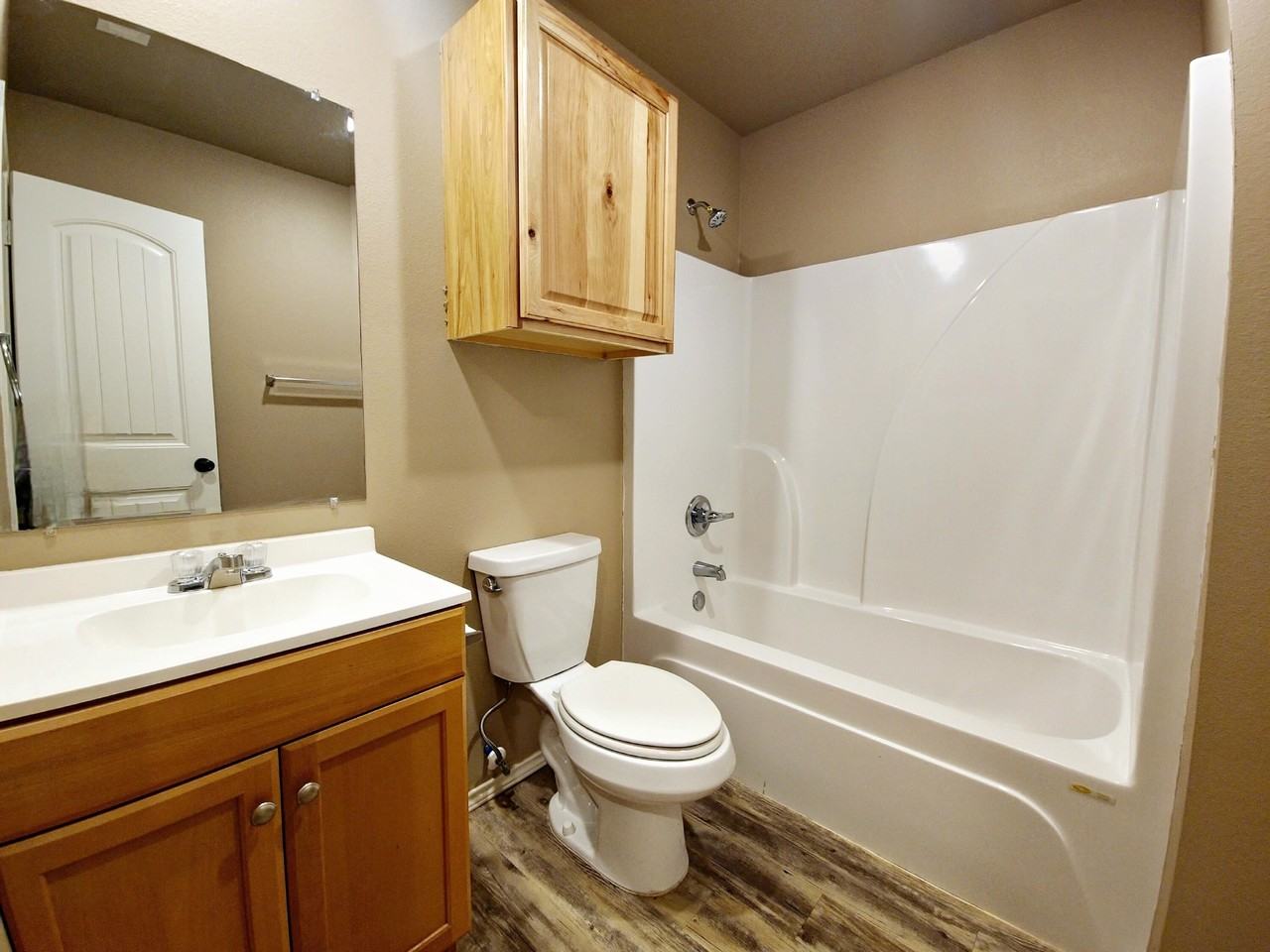 3613 E 3rd Pl - Photo 6 of 10