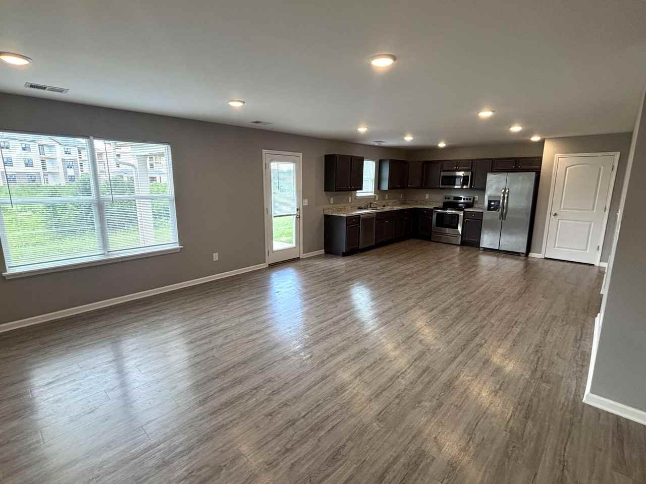 2436A Feathersound Way - Photo 6 of 23