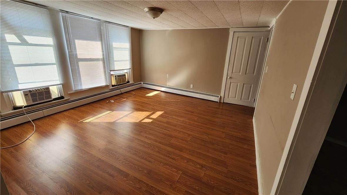 532 2nd Ave #3 - Photo 5 of 15
