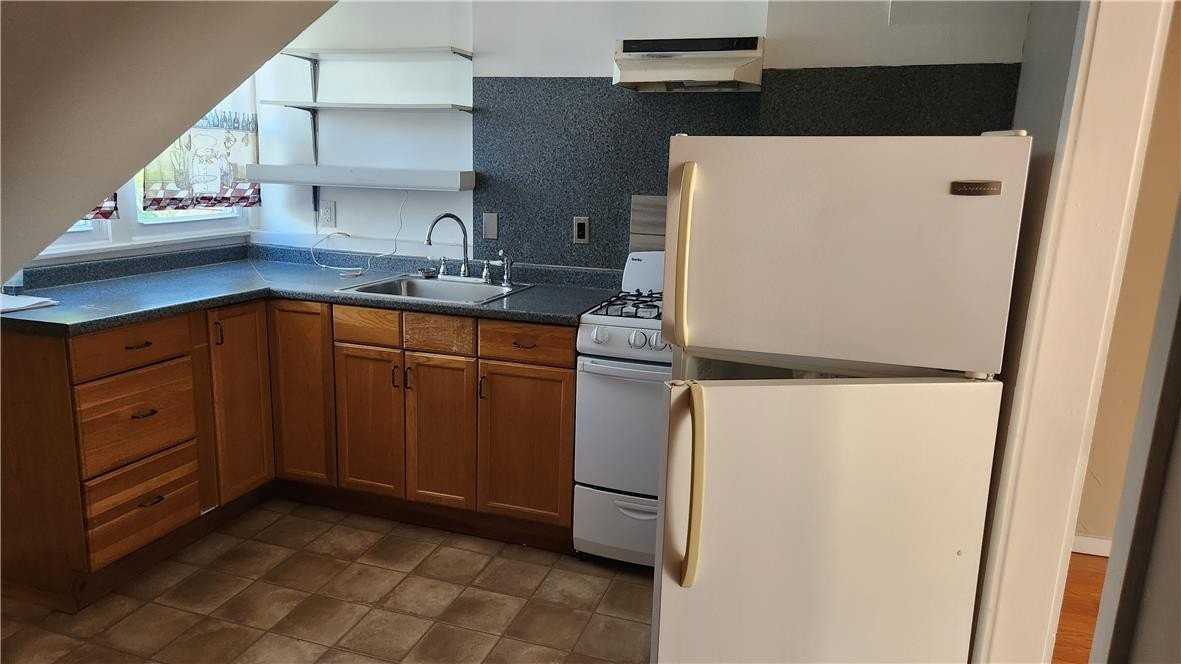 532 2nd Ave #3 - Photo 6 of 15