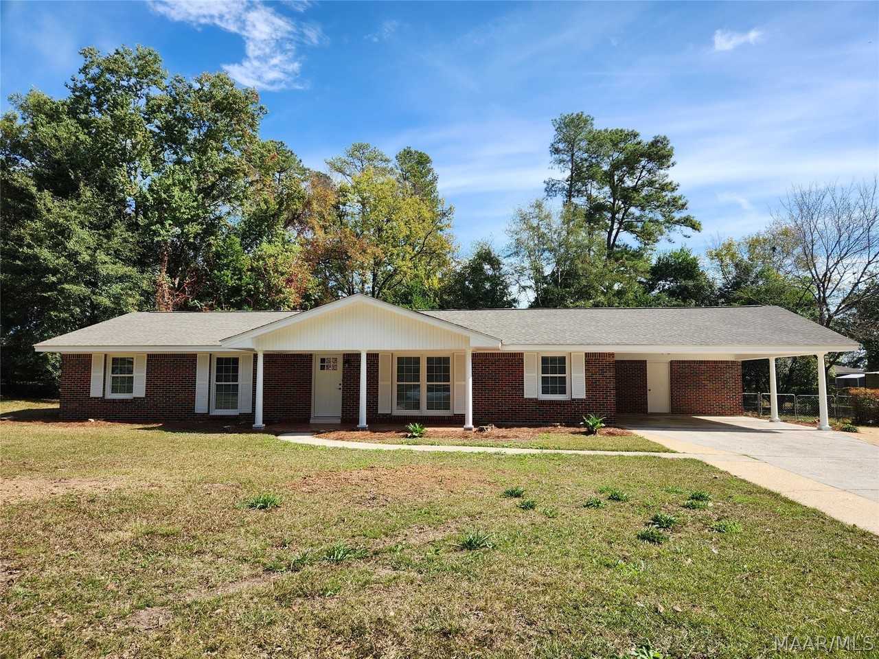 628 SHADOW LANE Drive - Photo 3 of 50