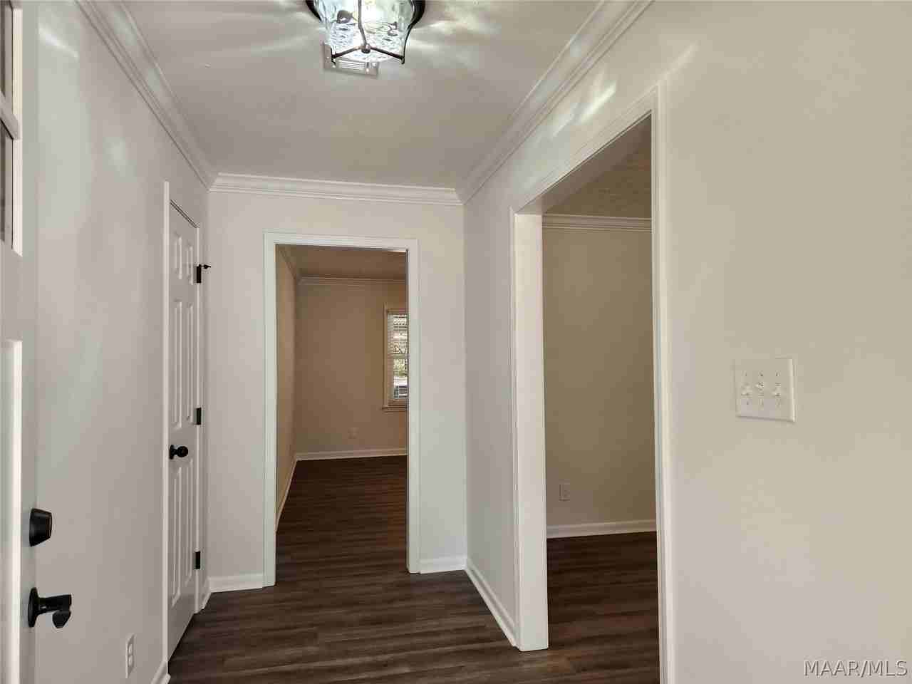 628 SHADOW LANE Drive - Photo 7 of 50