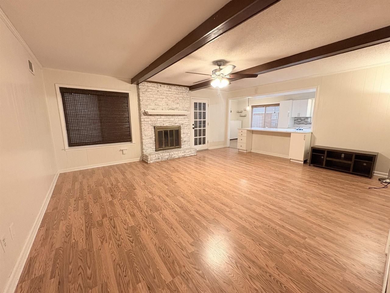 6264 Skylight Dr - Photo 2 of 27