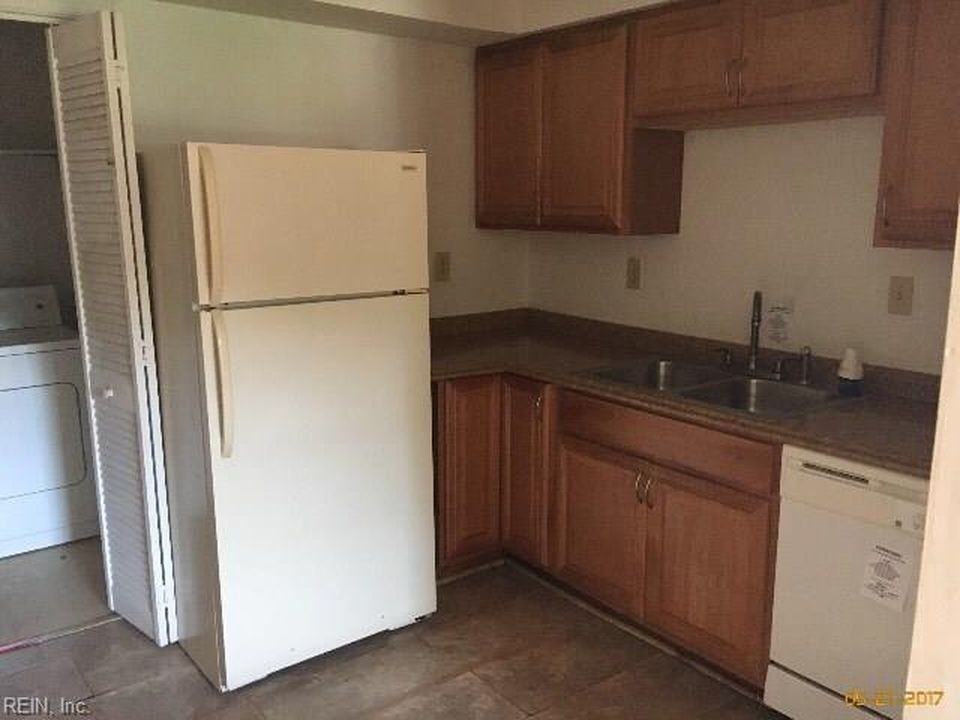 6036 Bradford Dr #1 - Photo 2 of 5