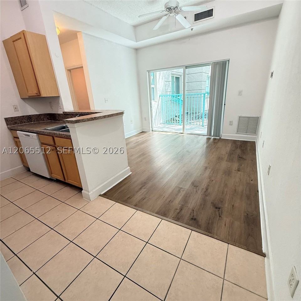 6001 Sw 70th St #146 - Photo 4 of 28