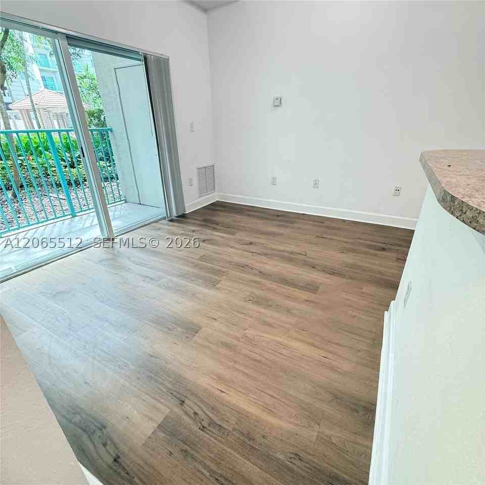 6001 Sw 70th St #146 - Photo 7 of 28