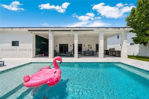 featured image of 4280 Sw 13th Ter