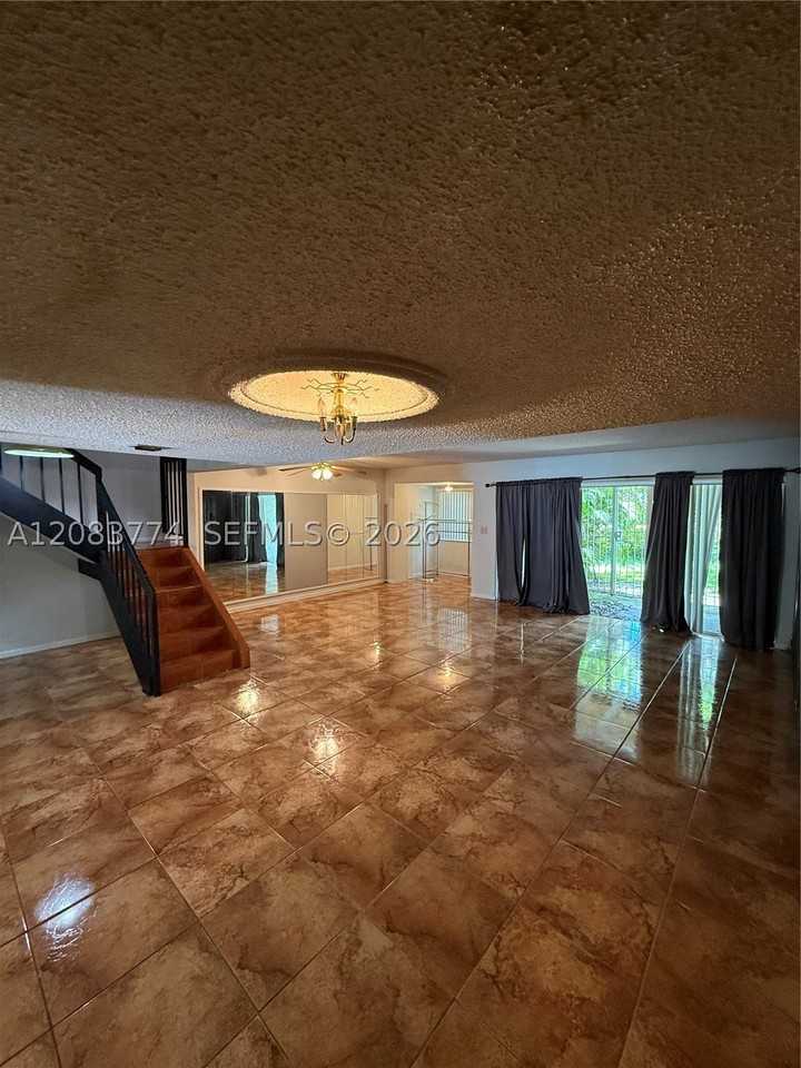 1809 Nw 58th Ave #18 - Photo 5 of 22