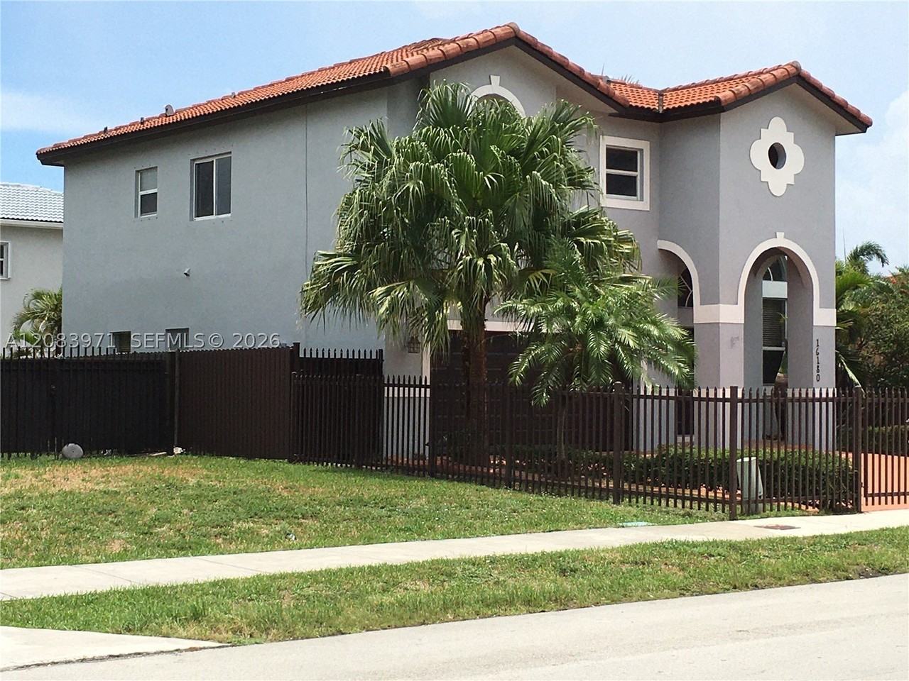 16180 Sw 60th St #16180 - Photo 3 of 28