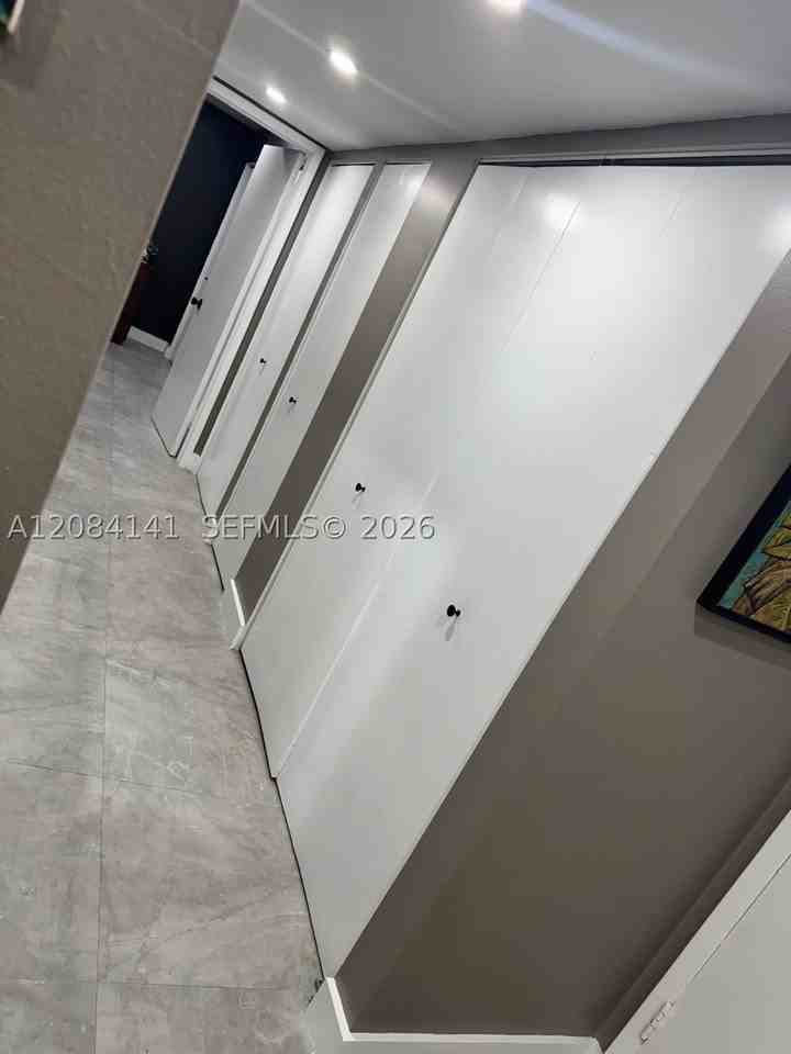 1750 Ne 115th St #108 - Photo 6 of 12