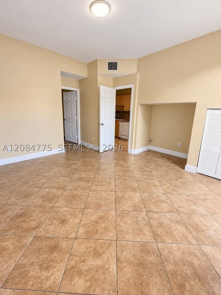 2303 Clipper Pl #4506 - Photo 6 of 20