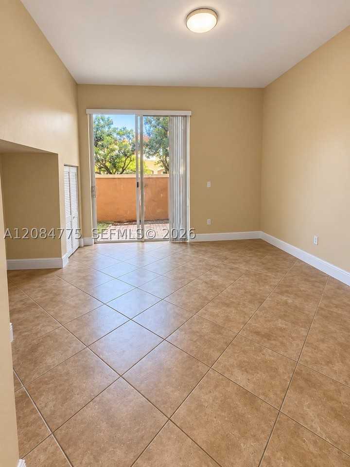 2303 Clipper Pl #4506 - Photo 7 of 20