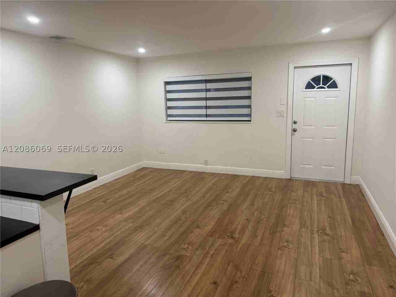 2733 Sw 46th Ct - Photo 5 of 10