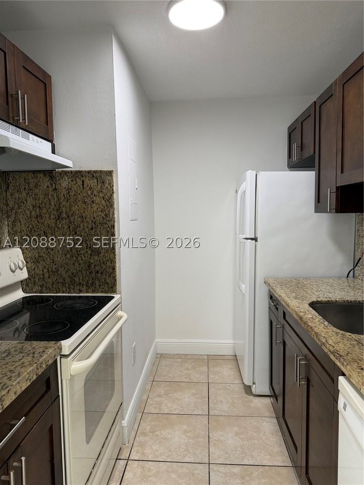 7425 Sw 152nd Ave #11-106 - Photo 3 of 14