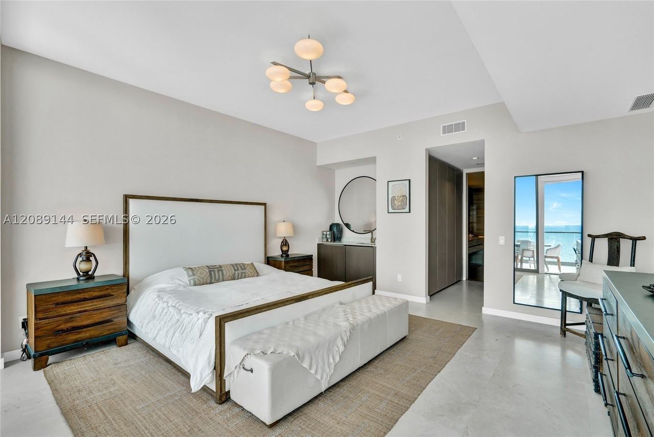 18975 Collins Ave #903 - Photo 7 of 38