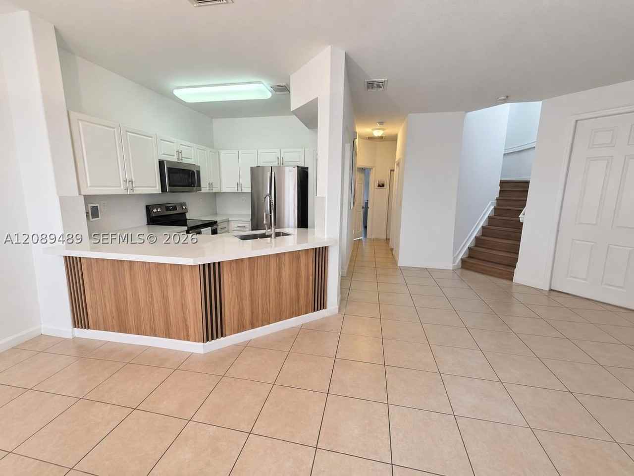 7800 Nw 116th Pl - Photo 2 of 39