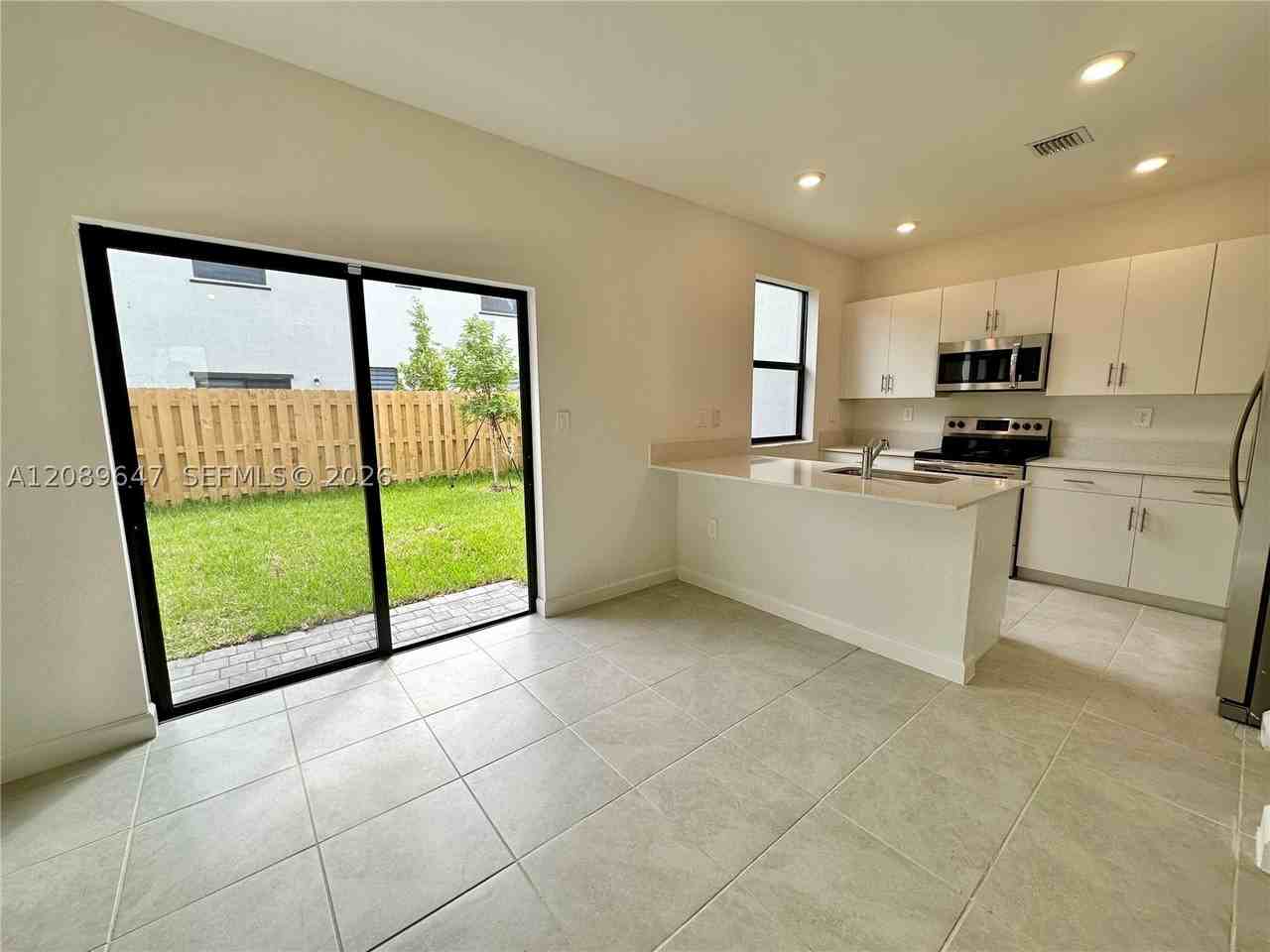 13406 Sw 286th St - Photo 3 of 14