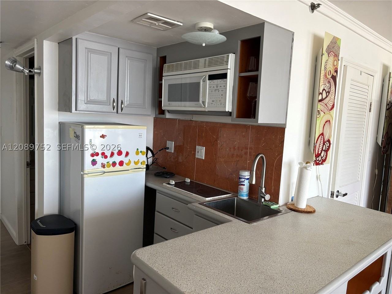 555 Ne 15th St #420 - Photo 7 of 17