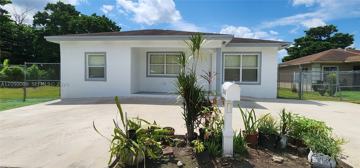 featured image of 12040 Sw 216th St