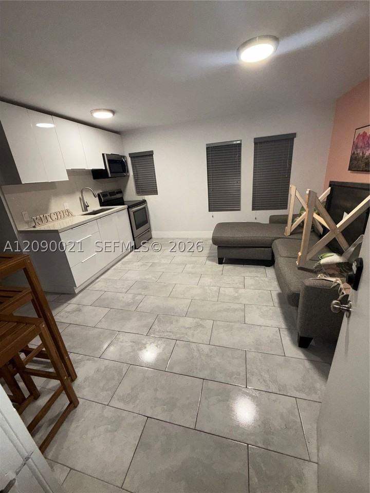 2020 Washington St #4