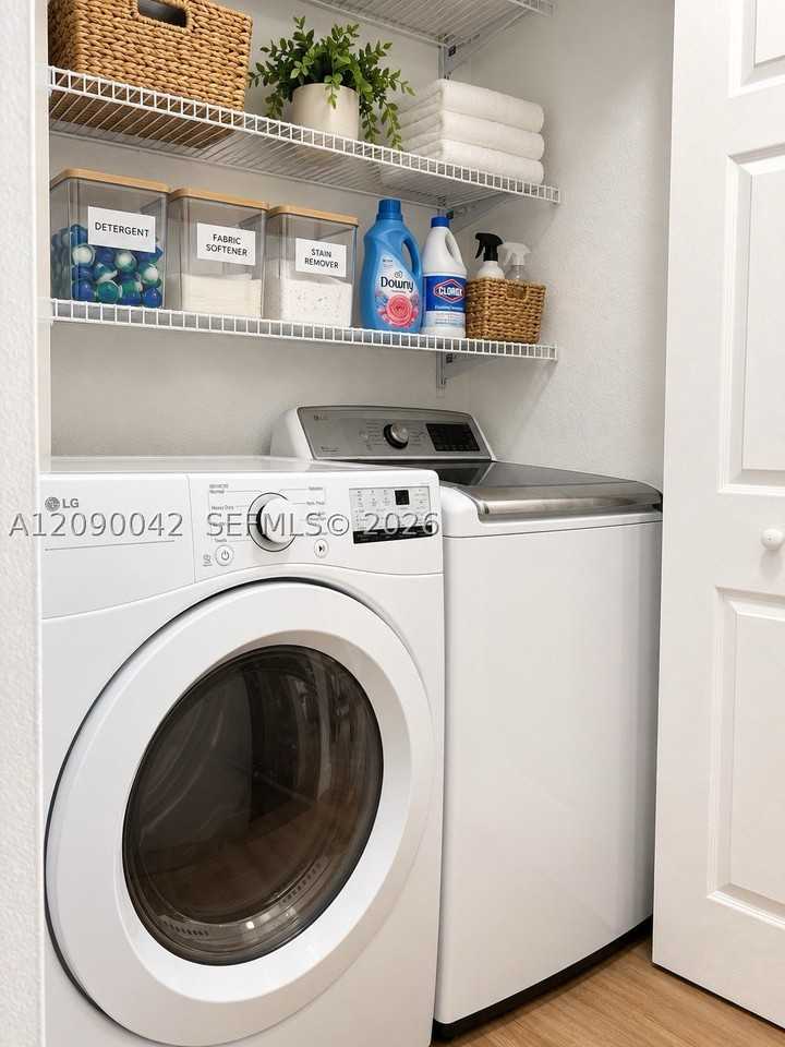 8211 Sw 4th Pl #1 - Photo 6 of 21