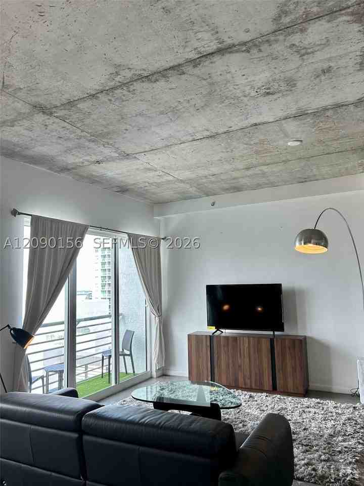 133 Ne 2nd Ave #3309 - Photo 5 of 19