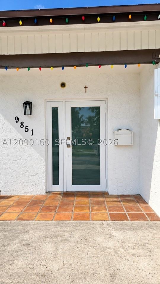 9851 Martinique Dr #9851 - Photo 3 of 11