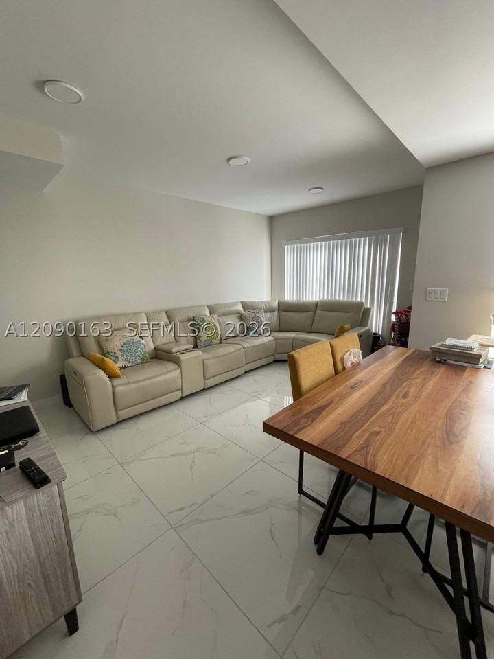 25731 Sw 144th Ave #25731 - Photo 6 of 30