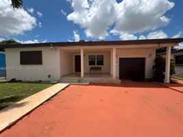 featured image of 260 W 15th St #0