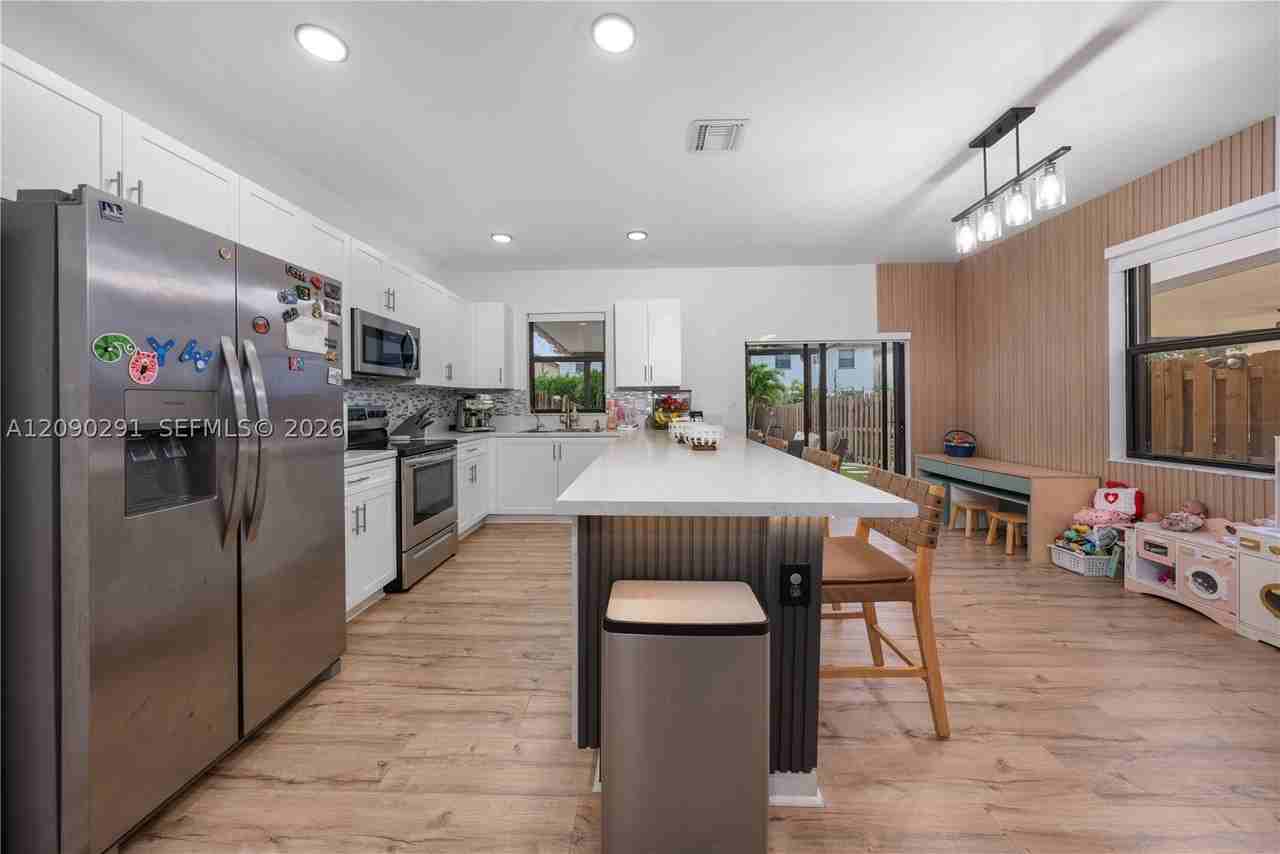 25511 Sw 108th Ct #25511 - Photo 7 of 28