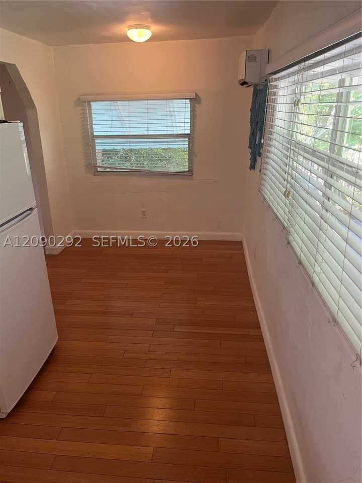 2967 Sw 21st St #G - Photo 4 of 27