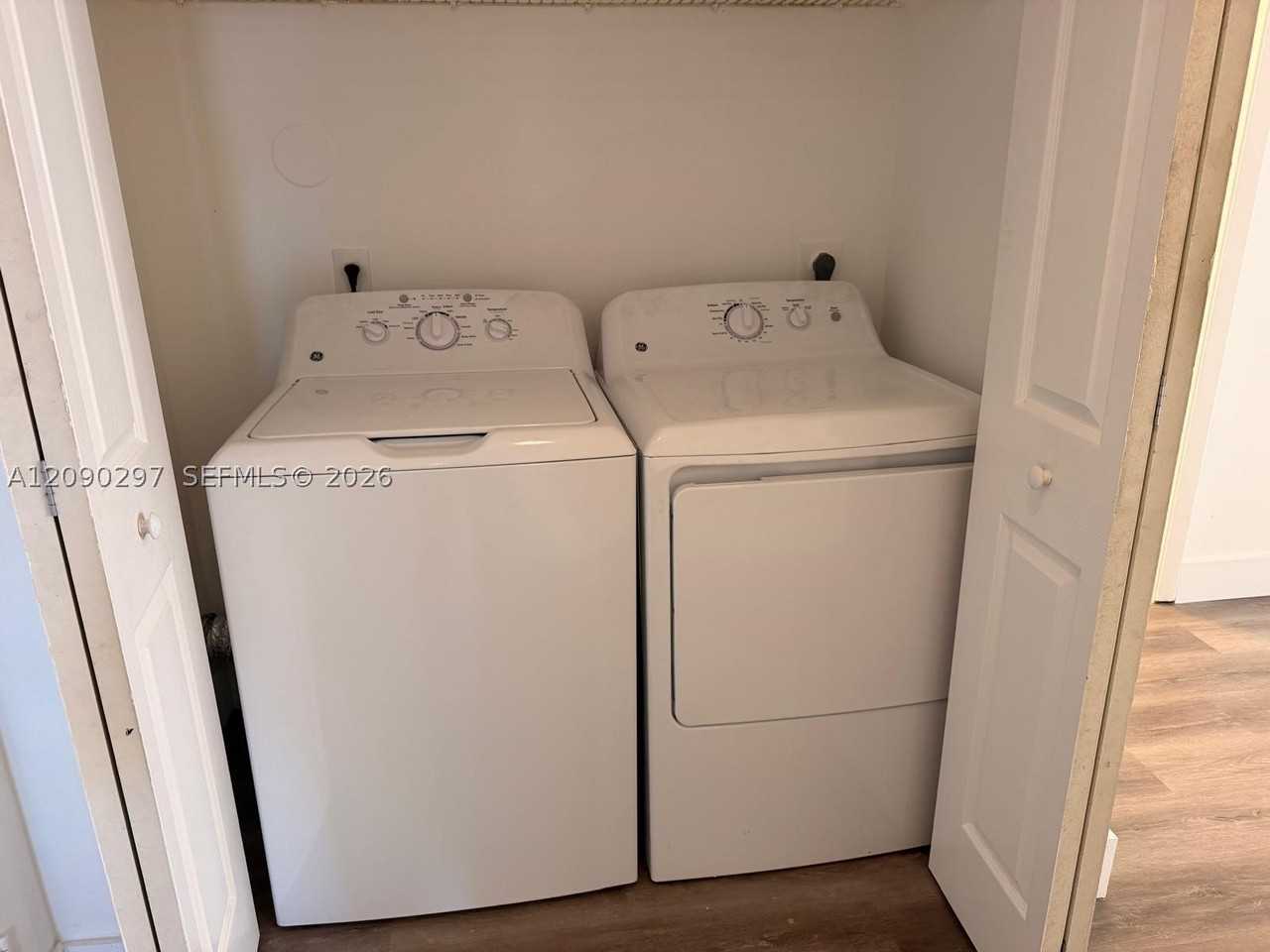 4501 W Mcnab Rd #23 - Photo 4 of 14