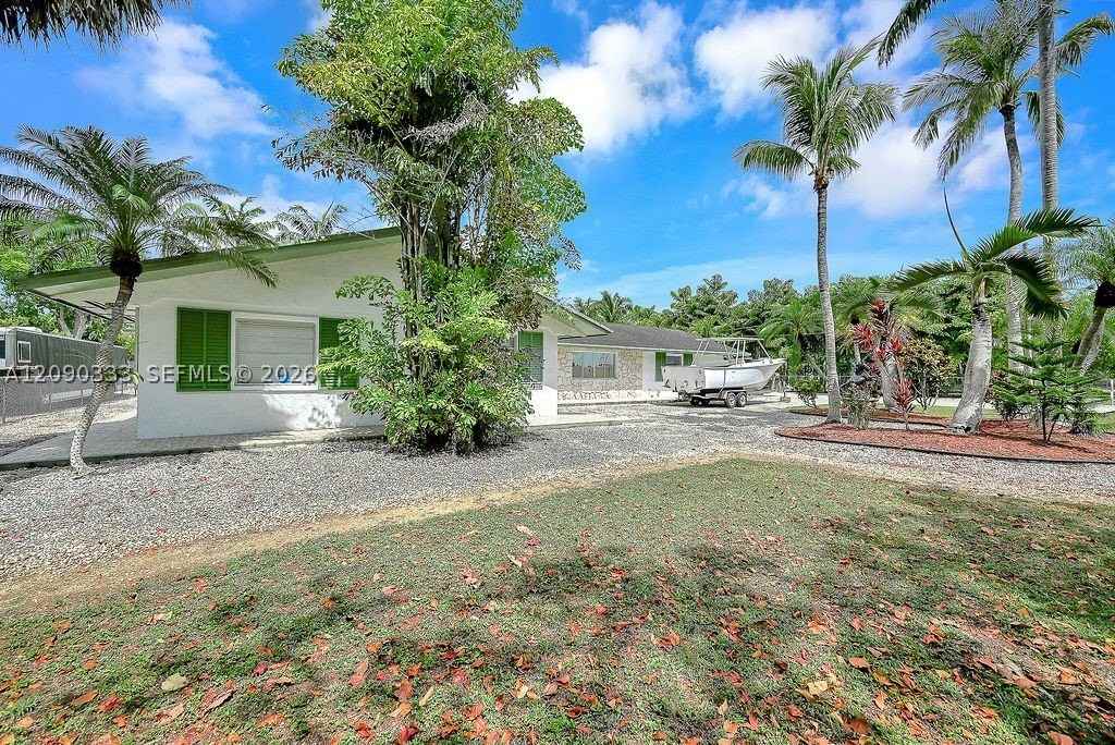 26100 Sw 192nd Ave - Photo 7 of 50