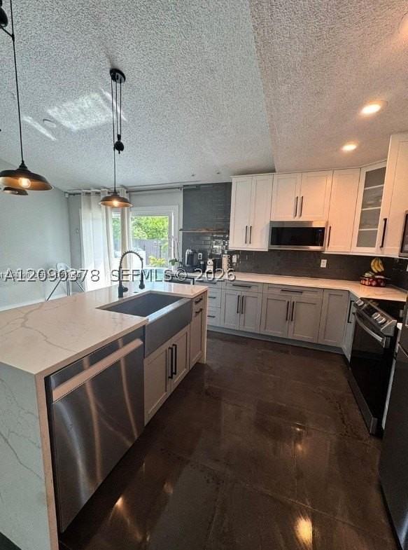 3415 55th Dr E - Photo 2 of 30
