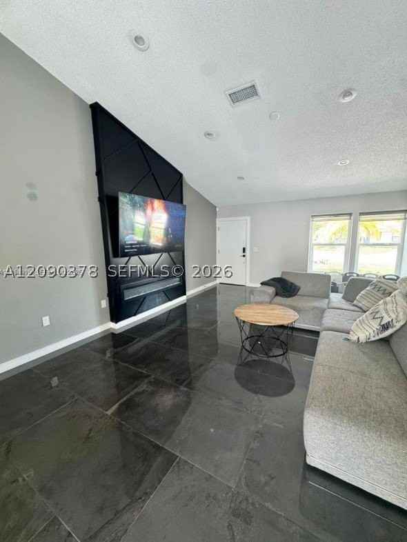 3415 55th Dr E - Photo 3 of 30