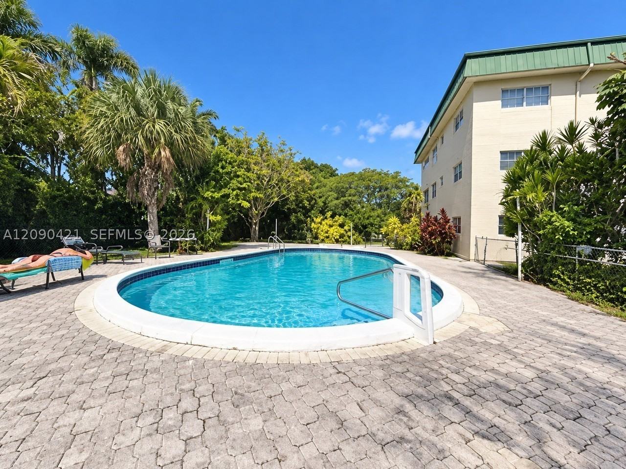1420 Atlantic Shores Blvd #339 - Photo 6 of 7