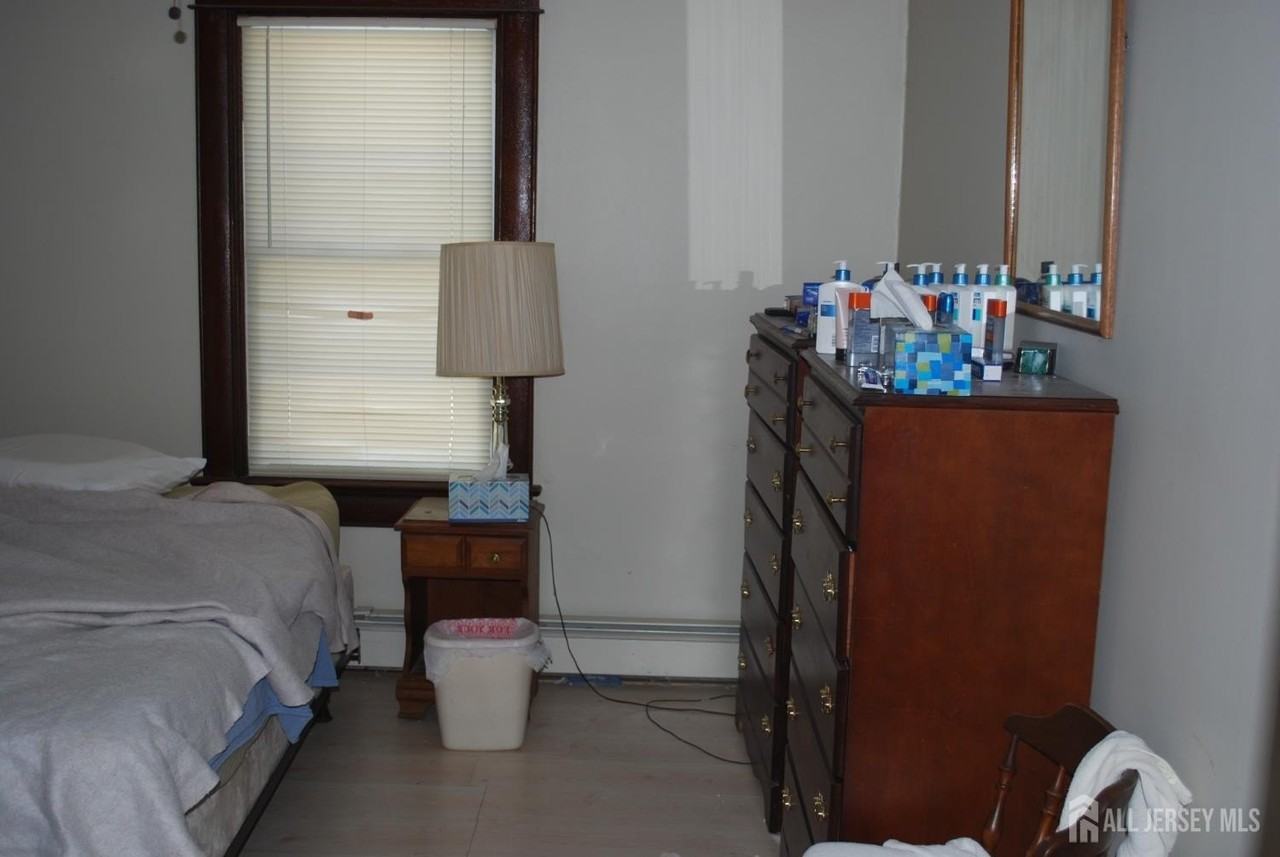 111 S Main St - Photo 6 of 8