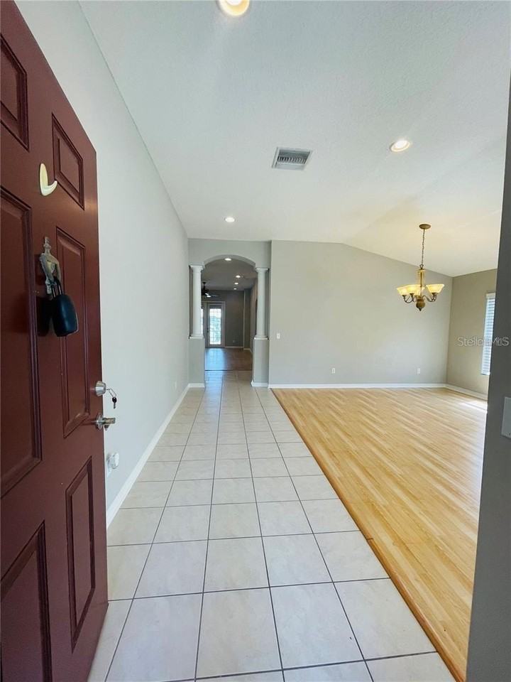 1822 Raven Glen Dr - Photo 5 of 34