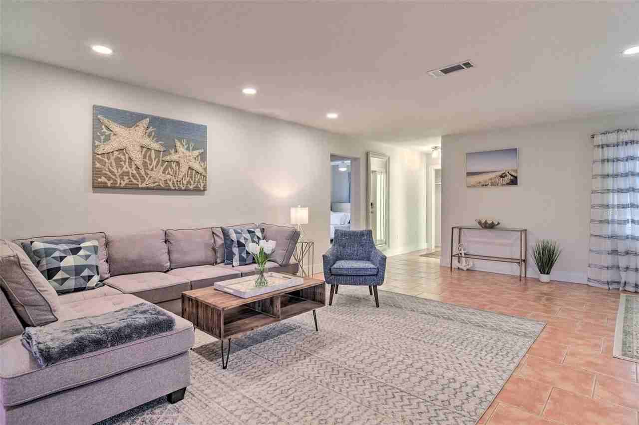 4107 100th St W - Photo 3 of 29
