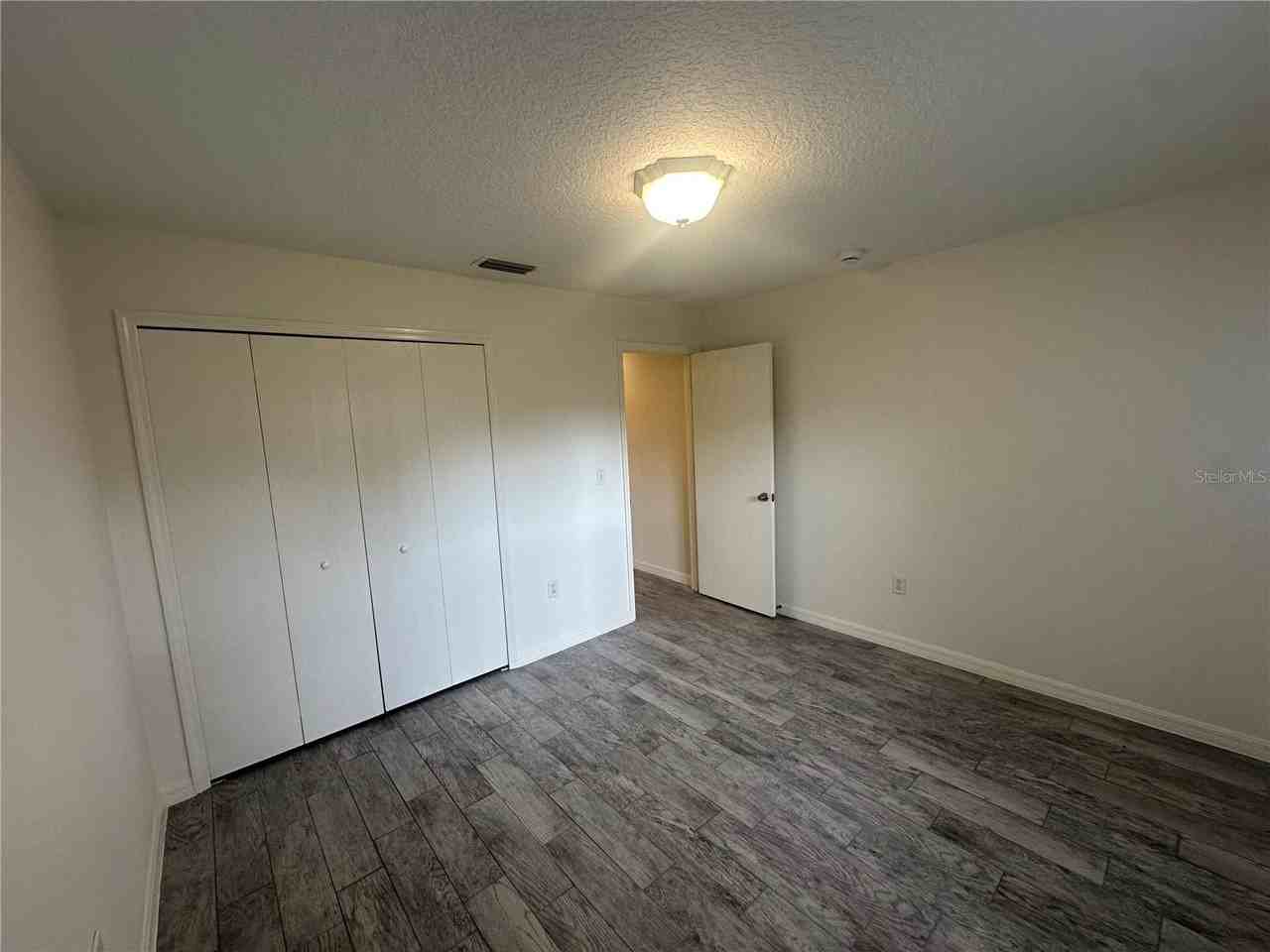 809 Dennis Ave - Photo 7 of 20